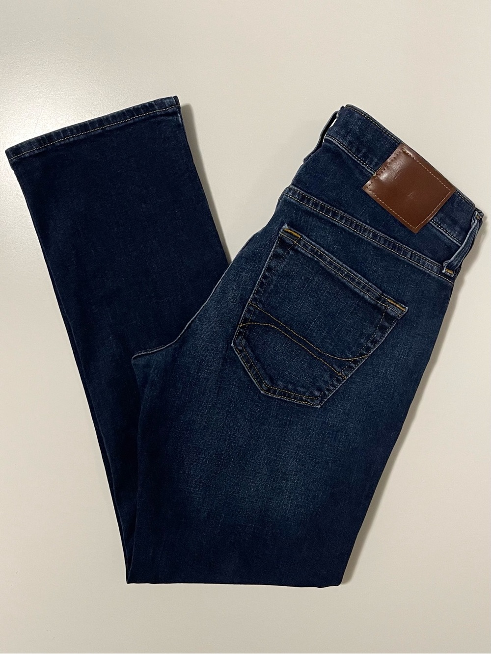 Hollister Epic Flex Slim Straight Jeans - Dark Wash & Stretch - Size 30 | 30